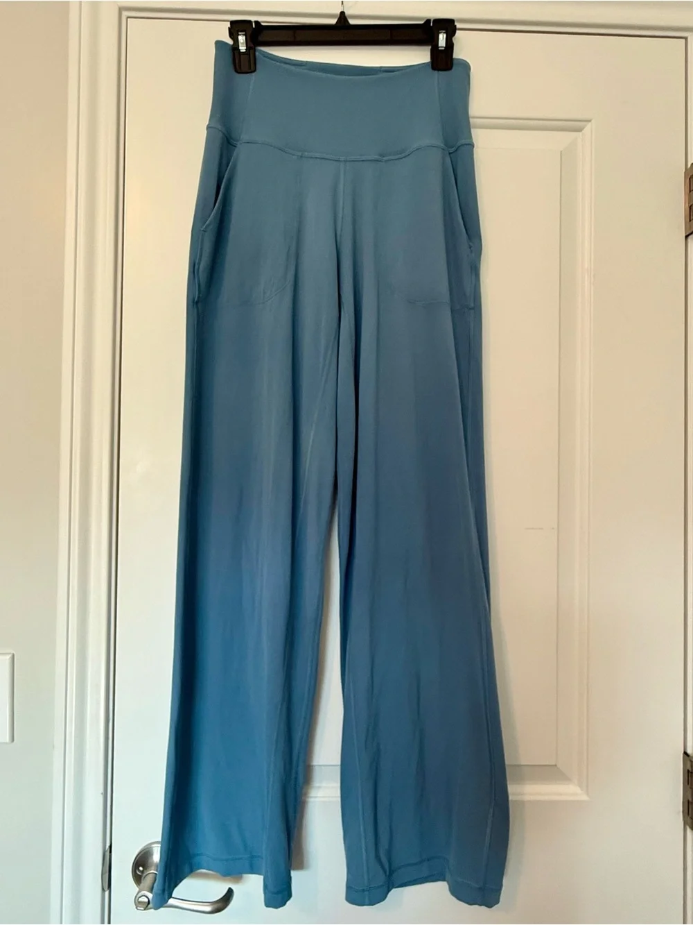 lululemon athletica Wide-Leg High-Rise Pant — Utility Blue -Used Good